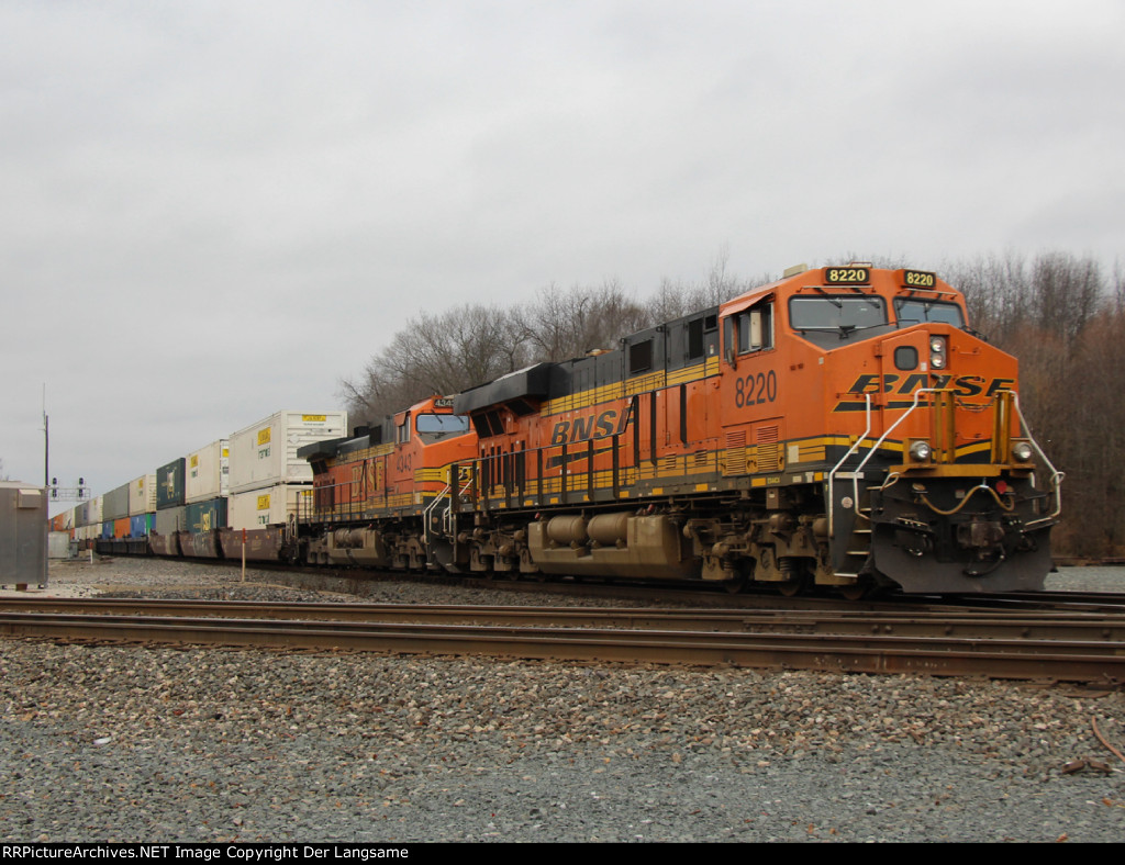 BNSF 8220 I172-16